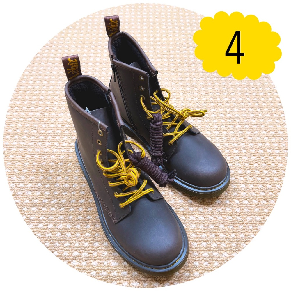 NEW Dr. Martens AirWair Junior Wildhorse Lamper Ankle Boots Size 4